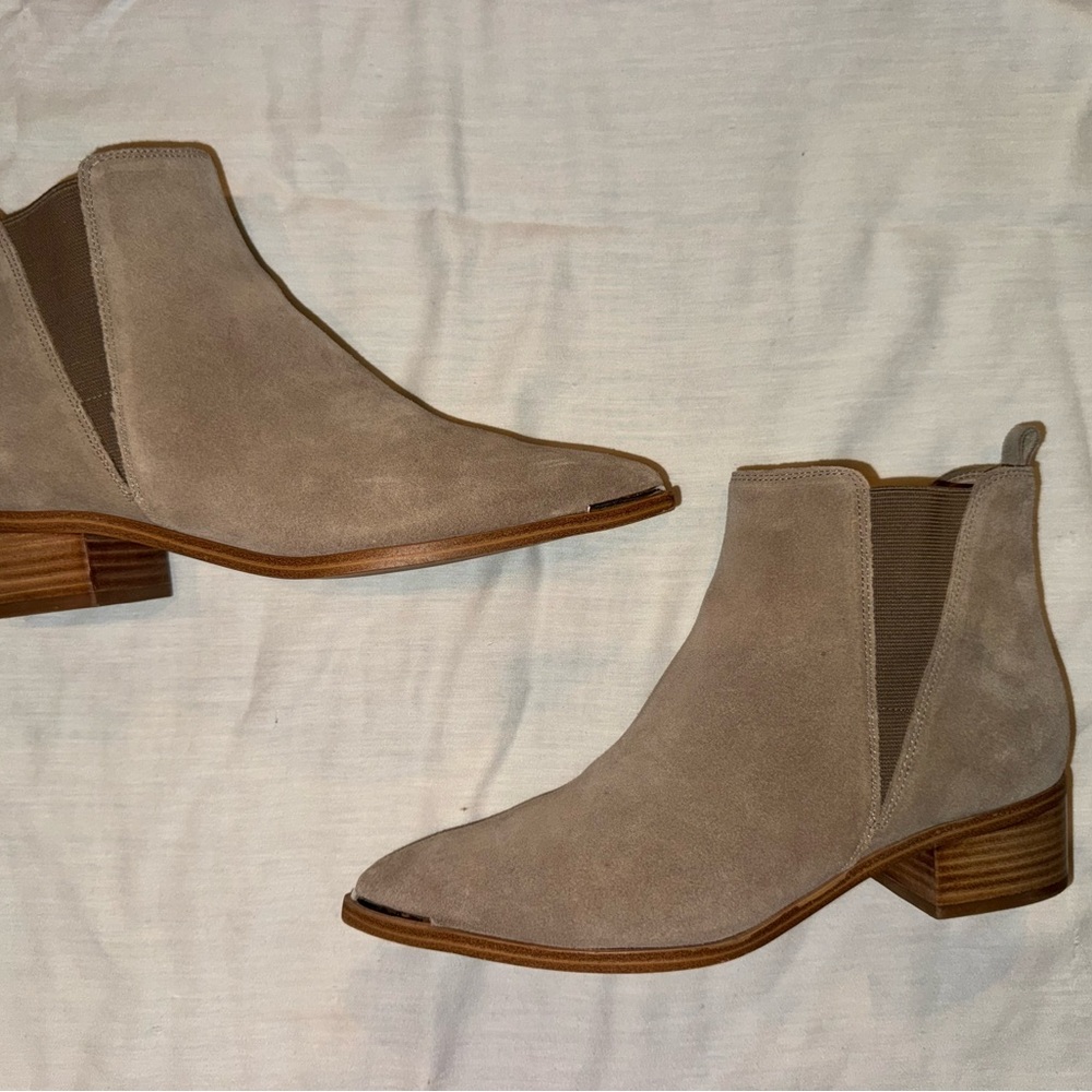 Marc Fisher Yale Tan Suede Ankle Boots - Picture 3 of 7